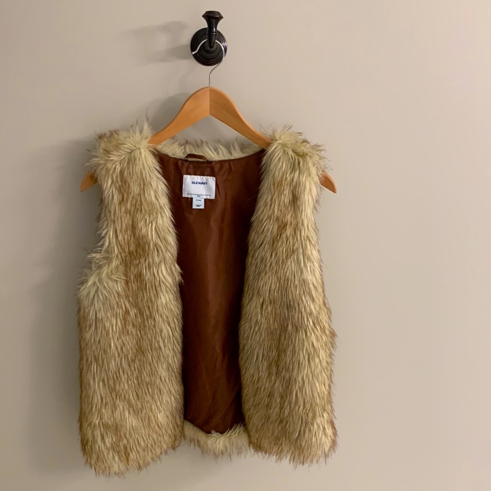 Old Navy faux fur vest